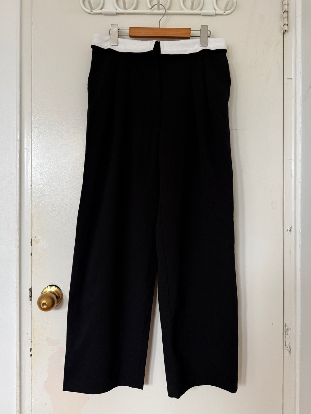 ARITZIA Black Bureau Pants